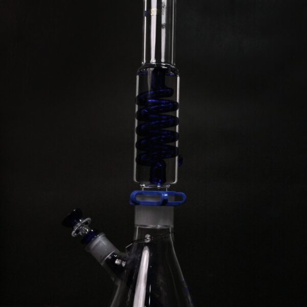 Advanced Freez Beaker Bong V2 in Pakistan