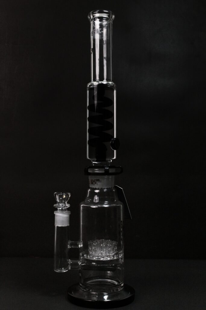 Freeze Straight Bong V2 in Pakistan