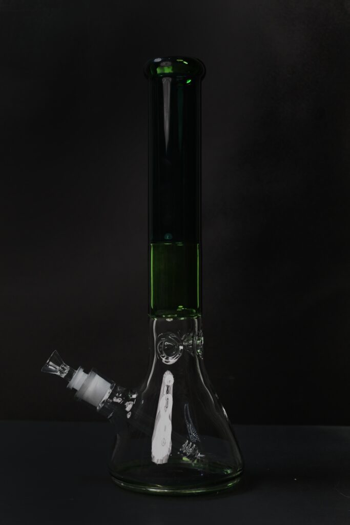 Turquoise Beaker Bong in Pakistan