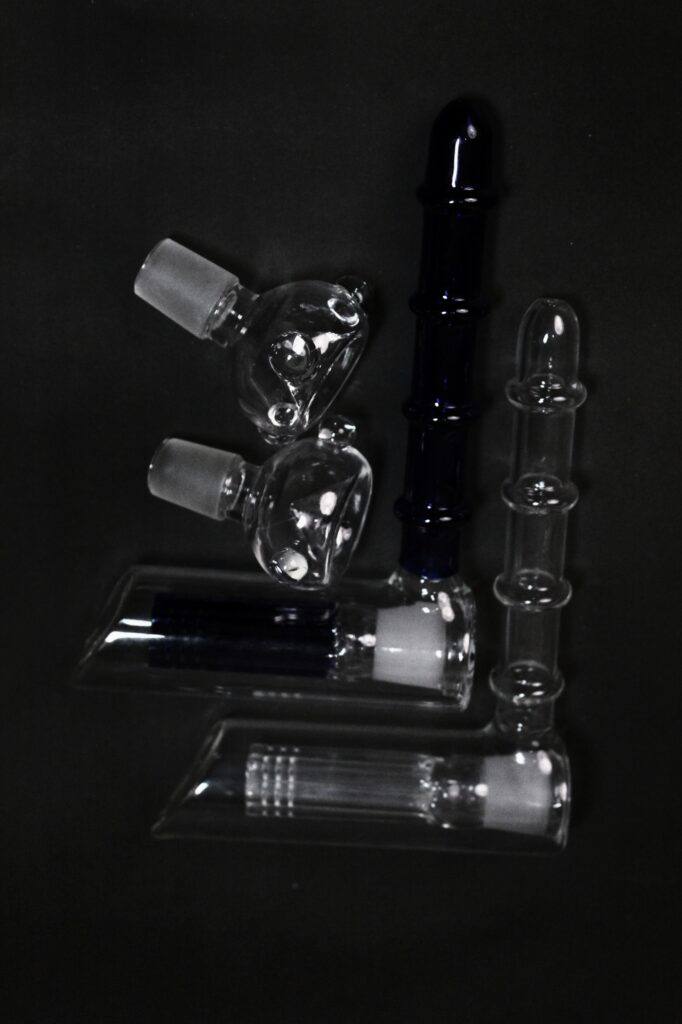 Glass Bubbler Pipe in Pakistan